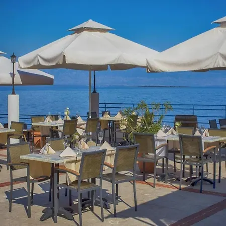 Apartment In By The Veli Losinj